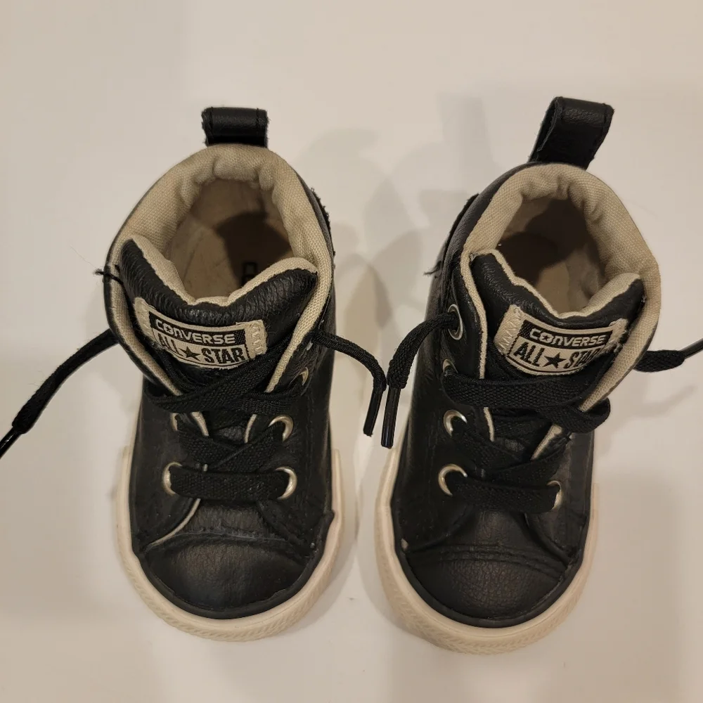 Converse one star allstar black leather hightops infant sneakers size 4